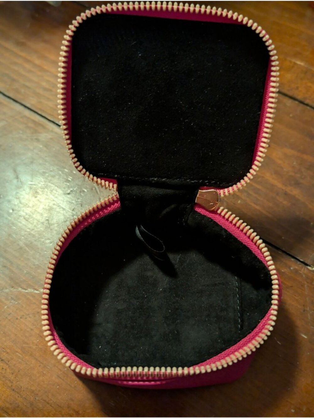 Aimee Kestenberg Genuine Leather Pink Square Zip-Around Jewelry Case - Picture 4 of 4